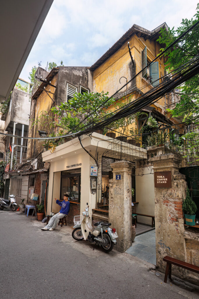 Toka Cafe Review: Herritage Styled Coffee Stand in Hanoi