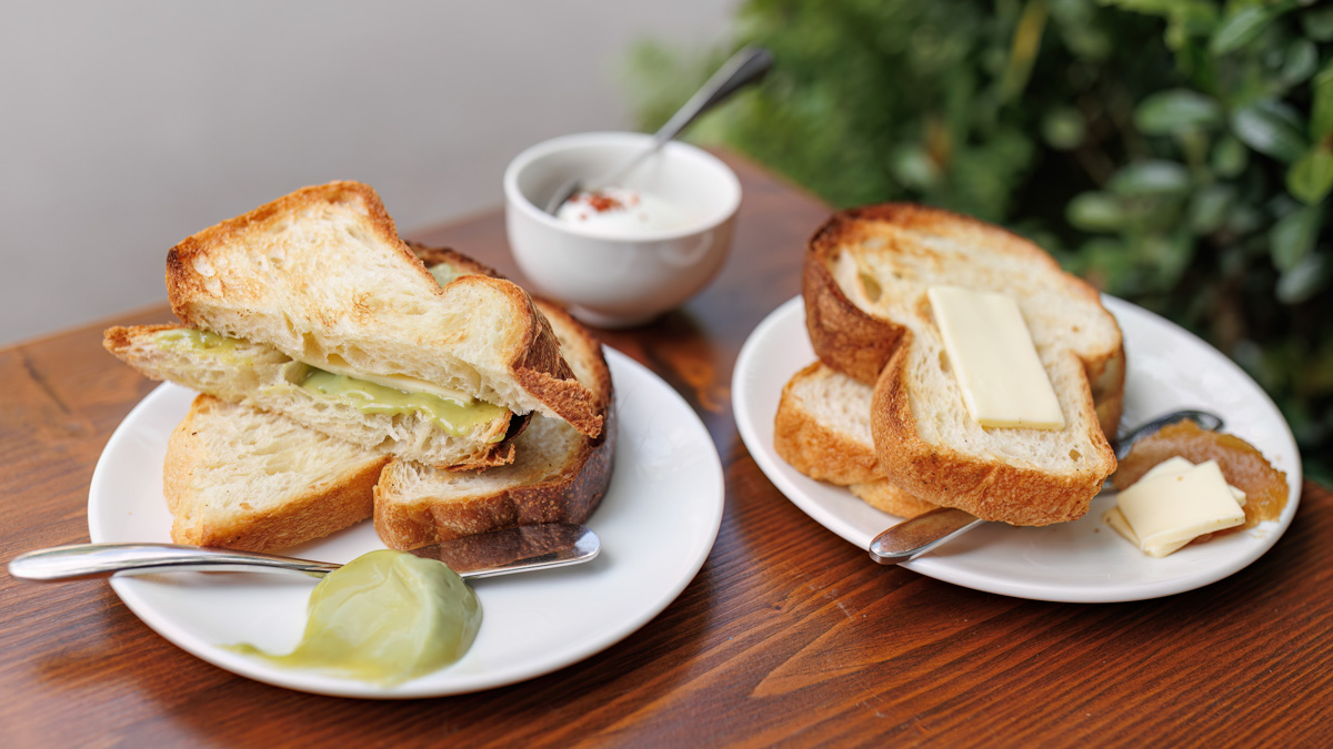 Mindfully Cafe Review: Specialty Coffee & Baked Treats in Thao Dien