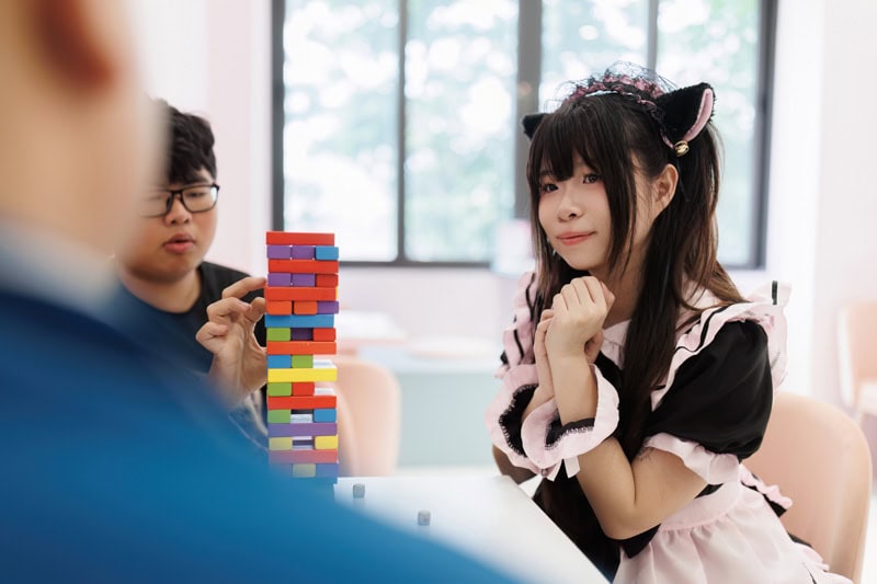 Soru Maid Cafe: Japanese Subculture in Hanoi