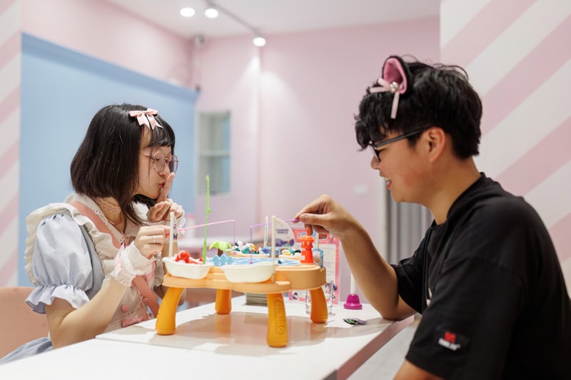 Soru Maid Cafe: Japanese Subculture in Hanoi