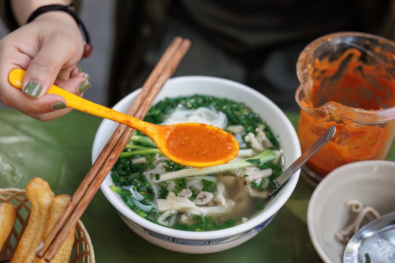 5 Chicken Phở places to try in Hanoi - Phở Gà 156 Quán Thánh