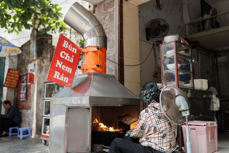 5 Must-try Michelin Street Food in Hanoi - Bún Chả Chan (Bib Gourmand 2024)