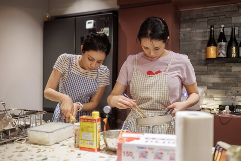 Anju Kitchen: Hanoian lakeside Okinawan kitchen