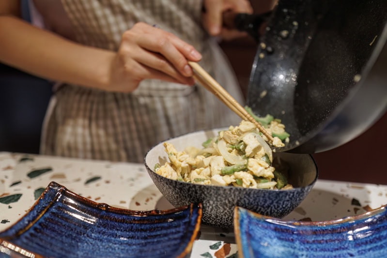 Anju Kitchen: Hanoian lakeside Okinawan kitchen