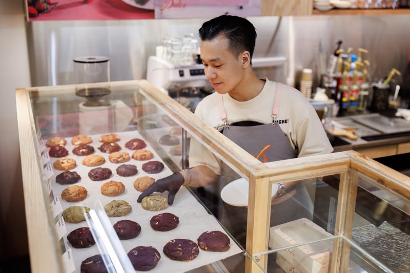 Dulce de Saigon: homemade baked goods