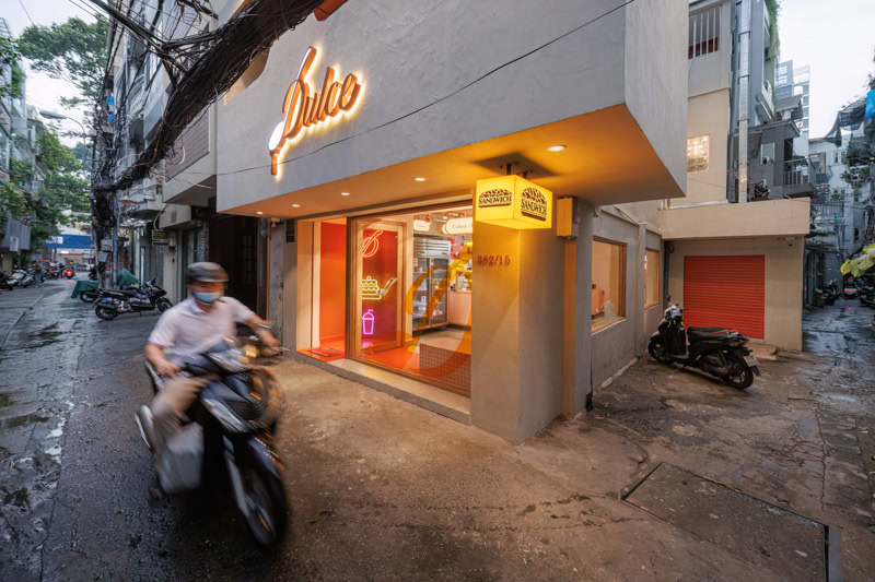 Dulce de Saigon: homemade baked goods